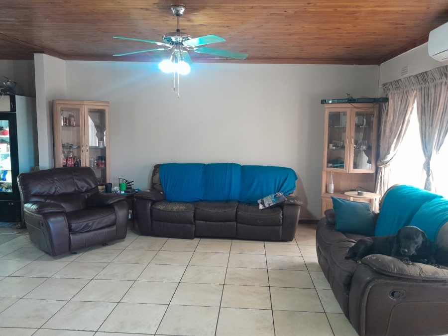 3 Bedroom Property for Sale in Oos Einde North West